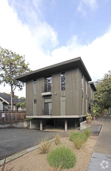 Primary Photo Of 591-597 Lytton Ave, Palo Alto Medical For Lease