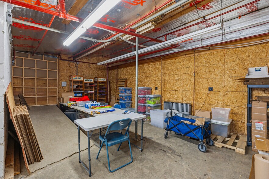 More Photos Of 36 Carpenter Street St, Keene Office For Sale