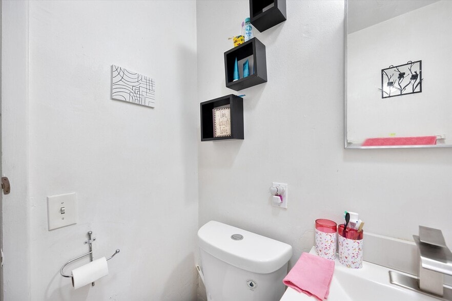 More Photos Of 14260 SW 88th Ave, Palmetto Bay Apartments For Sale
