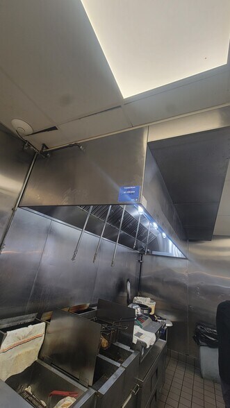 More Photos Of 1730 N Main St, North Logan Fast Food For Lease