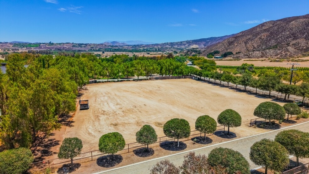 More Photos Of 38831 Pauba Rd, Temecula Land For Sale