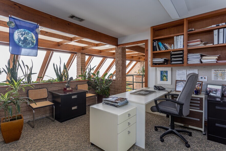 More Photos Of 850 W Morgan St, Raleigh Loft Creative Space For Sale