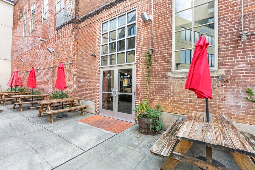 More Photos Of 812-814 W Hamilton St, Allentown Loft Creative Space For Sale
