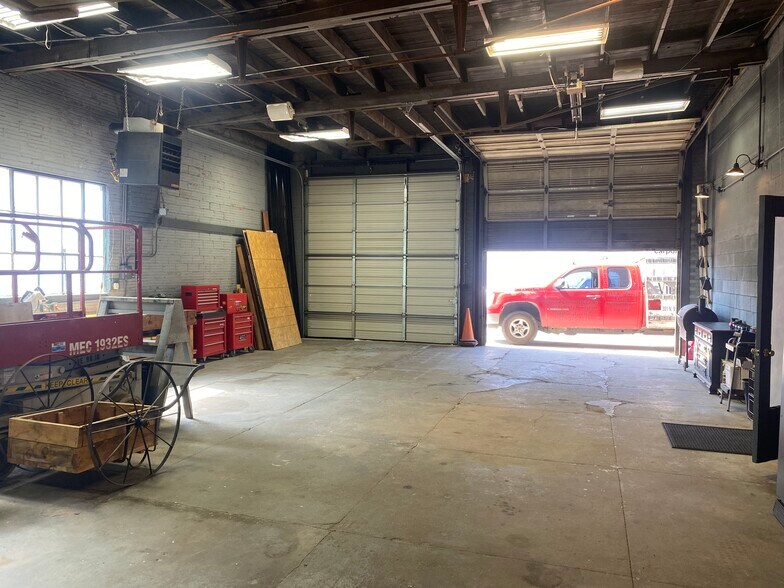 More Photos Of 301 N Washington Ave, Wellington General Retail For Sale