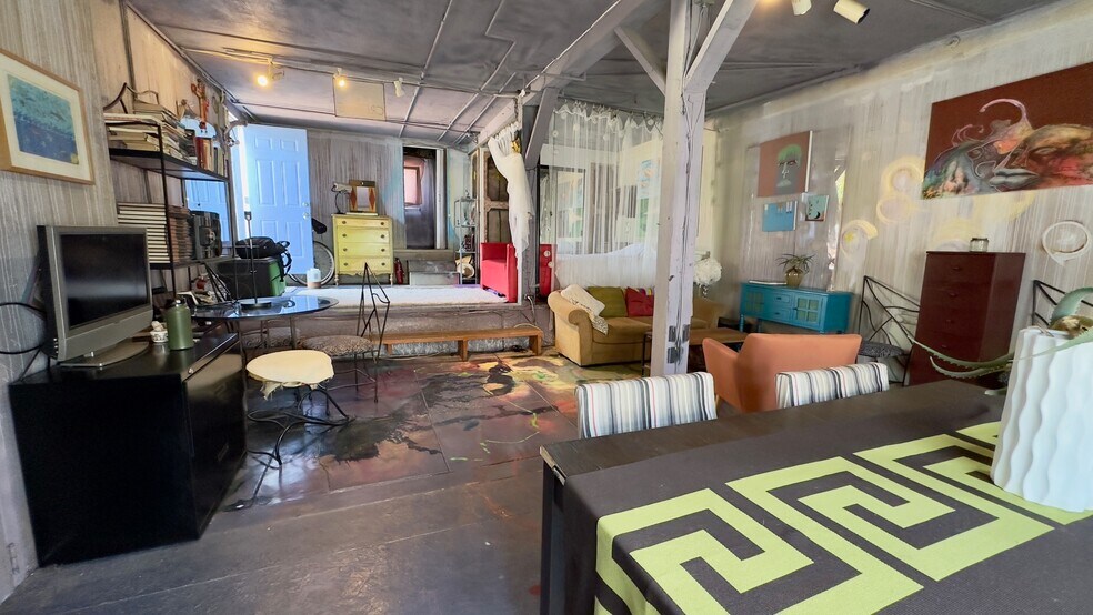 More Photos Of 1920 Kent St, Los Angeles Apartments For Sale