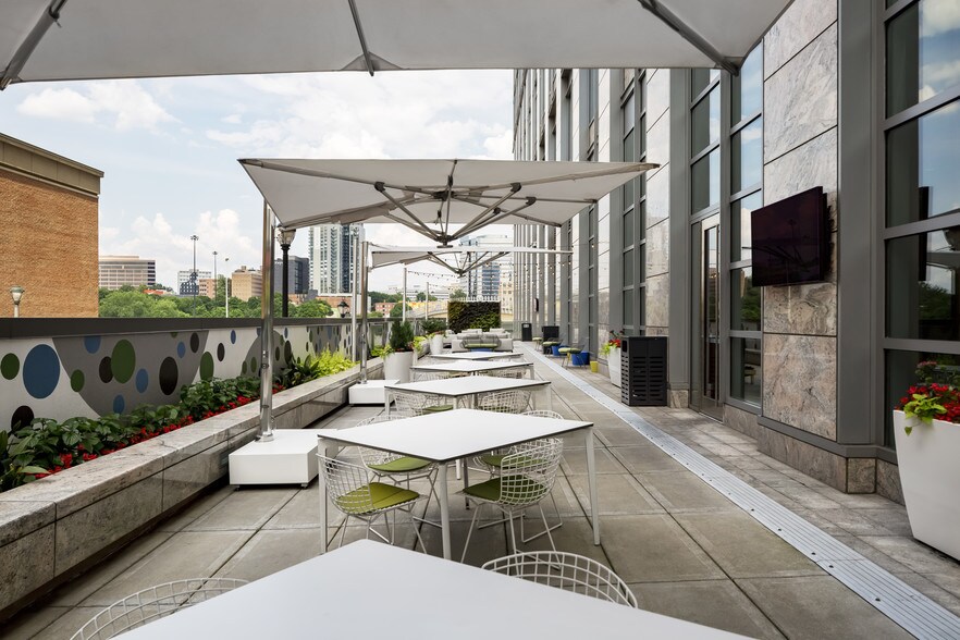 More Photos Of 171 17th St Nw, Atlanta Office For Lease