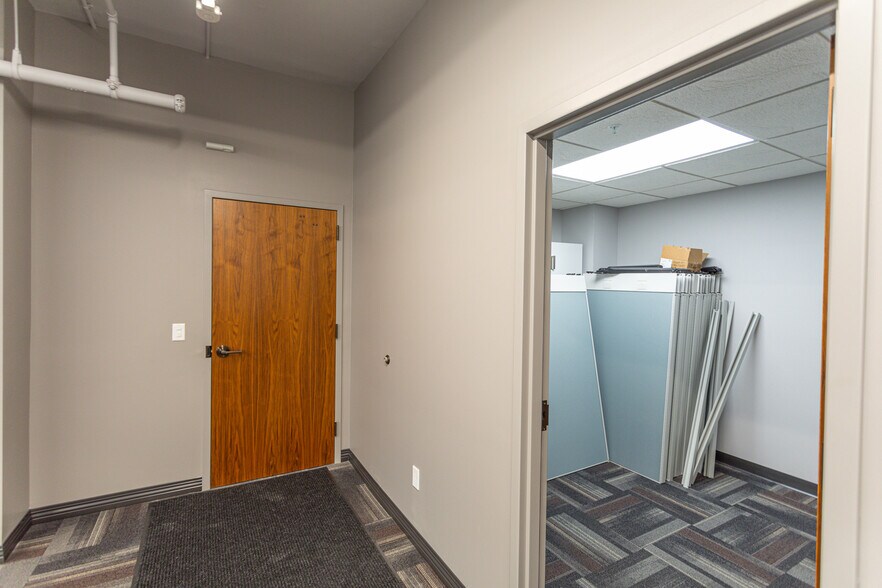 More Photos Of 21 3rd St N, Great Falls Loft Creative Space For Lease