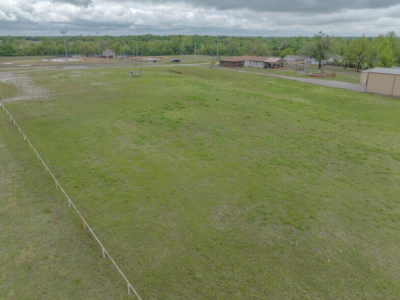 More Photos Of 18001 23rd, Harrah Land For Sale