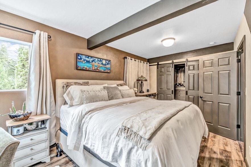 More Photos Of 6729 SE 162nd Ave, Portland Horse Stables For Sale