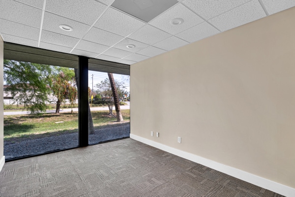 More Photos Of 5666 Seminole Blvd, Seminole Office For Lease