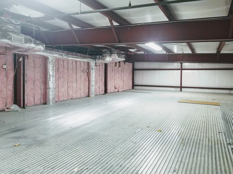 More Photos Of 501 Southampton Rd, Westfield General Retail For Sale