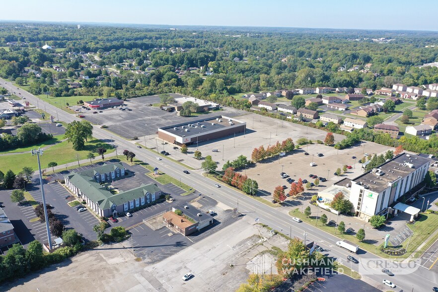 More Photos Of 7420 South Ave, Youngstown Theater Concert Hall For Sale