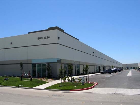 More Photos Of 1310-1324 DuPont Ct, Manteca Warehouse For Lease