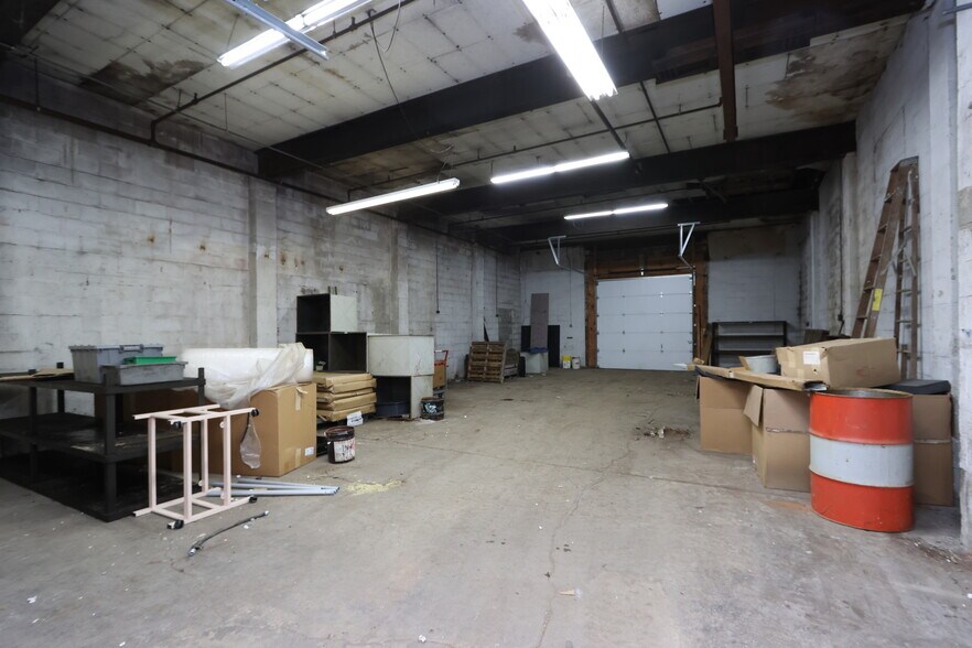 More Photos Of 202 W Livingston Ave, Crestline Warehouse For Sale