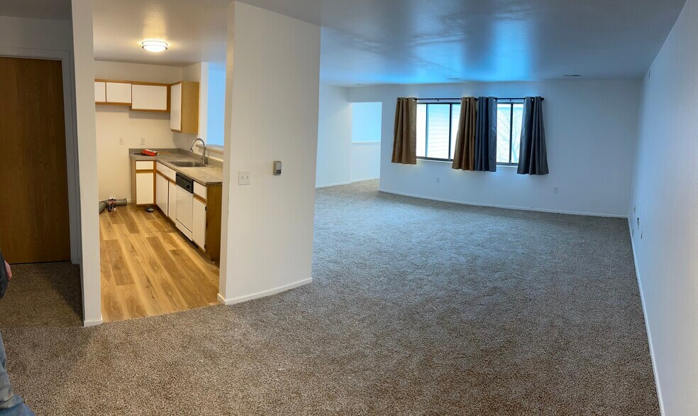 More Photos Of 6914 Clio Ct, Flint Apartments For Sale