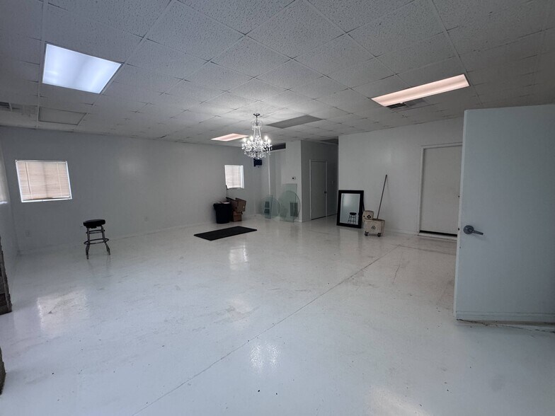 More Photos Of 101 Welpine Ridge Rd, Pendleton Warehouse For Sale