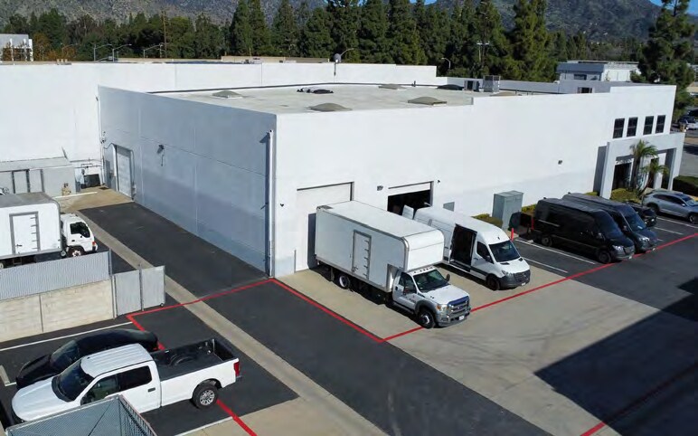More Photos Of 975 N Todd Ave, Azusa Manufacturing For Lease