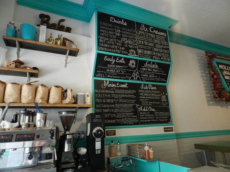 More Photos Of 214 Knickerbocker Ave, Brooklyn Storefront Retail Residential For Lease