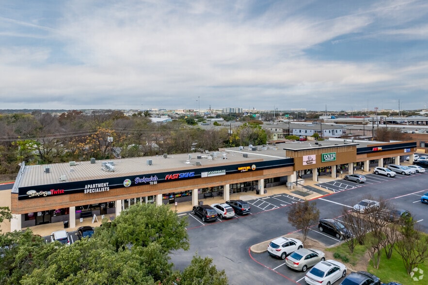 More Photos Of 9070 Research Blvd, Austin Unknown For Lease