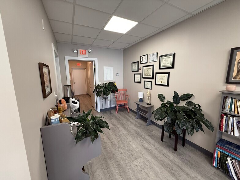 More Photos Of 108-116 E Plane St, Hackettstown Freestanding For Lease