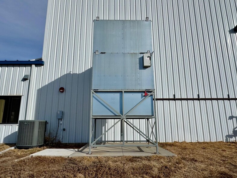 More Photos Of 3521 Antelope Ave, Kearney Manufacturing For Sale