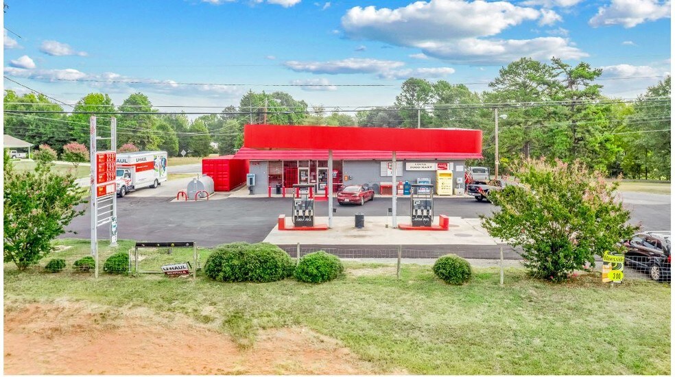 More Photos Of 104 Killian Rd, Stanley Convenience Store For Sale