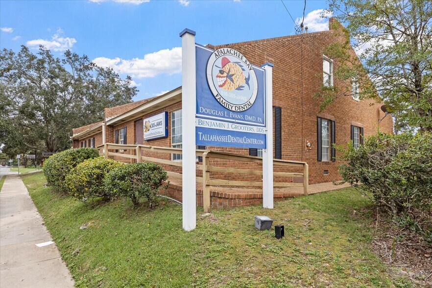 More Photos Of 235-237 John Knox Rd, Tallahassee Medical For Sale