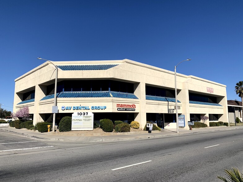 Primary Photo Of 1037 E Palmdale Blvd, Palmdale Medical For Lease