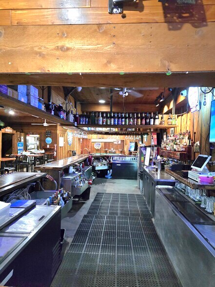 More Photos Of 2405 US-441 Hwy, Okeechobee Restaurant For Sale