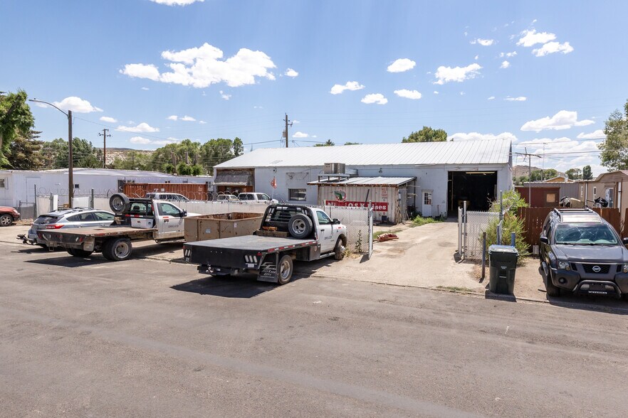 More Photos Of 450 S 4th St, Elko Warehouse For Lease
