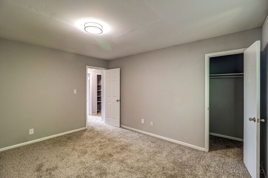 More Photos Of 1655 N Atwood Dr, Macon-Bibb Apartments For Sale