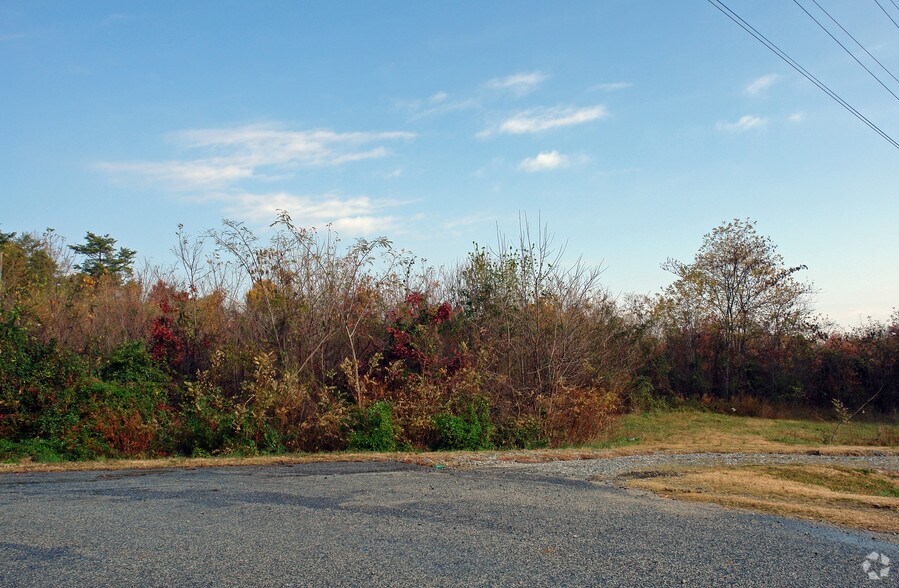 More Photos Of 605 Hickory Ridge Dr, Greensboro Land For Sale