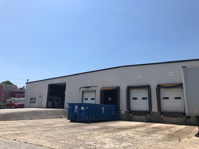 More Photos Of 105 Church Ln, Red Lion Warehouse For Sale