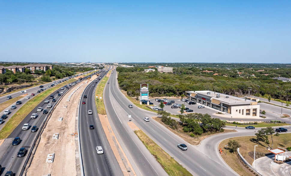 More Photos Of 4050 N Loop 1604 W, Shavano Park Storefront Retail Office For Lease