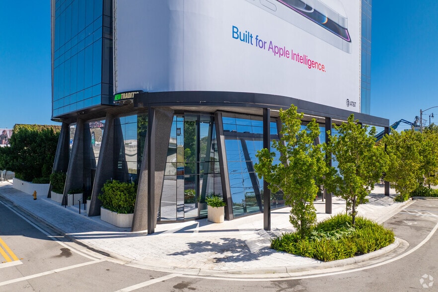 More Photos Of 78 NW 37th St, Miami Office For Lease