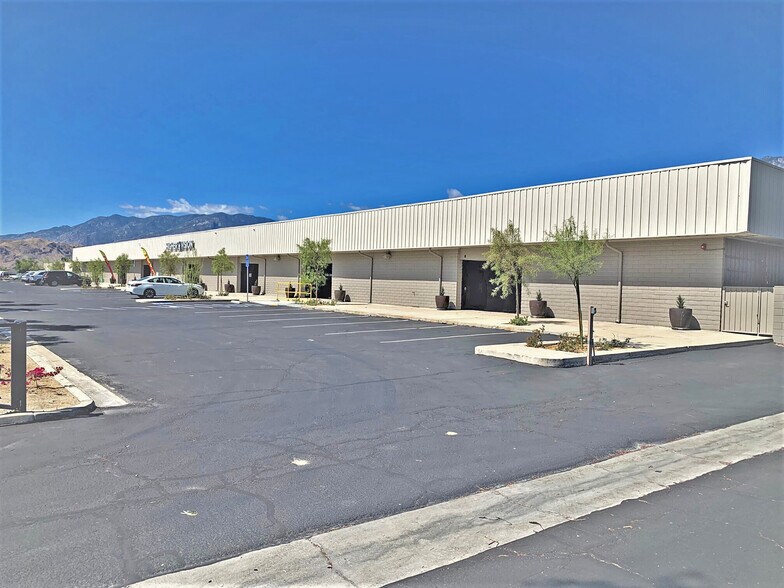 Primary Photo Of 1251 Montalvo Way, Palm Springs Manufacturing For Lease