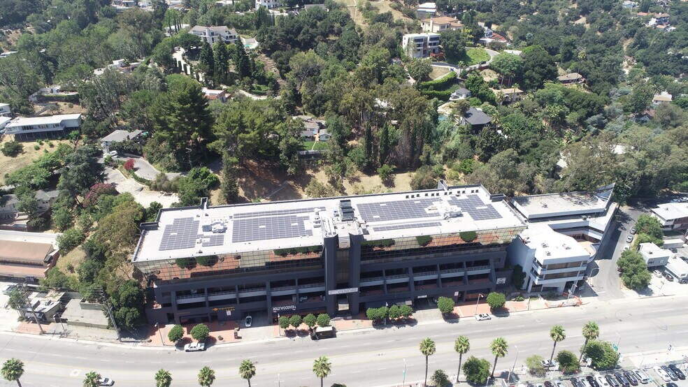 More Photos Of 3575 Cahuenga Blvd W, Studio City Loft Creative Space For Lease