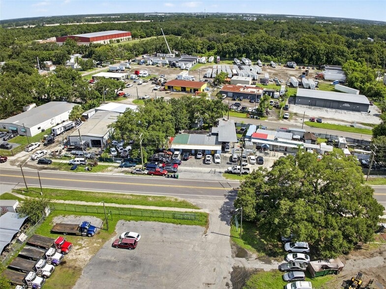 More Photos Of 6220 E Broadway Ave, Tampa Auto Repair For Sale