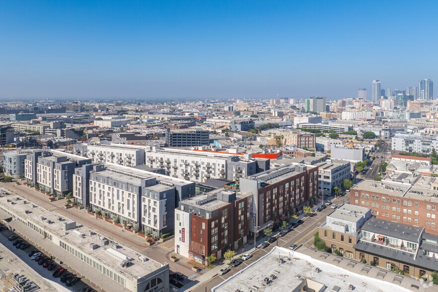 More Photos Of 899 Traction Ave, Los Angeles Apartments For Lease