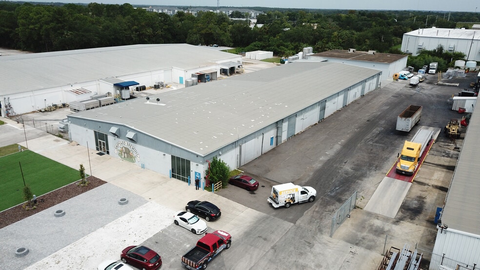 More Photos Of 2650 Jewett Ln, Sanford Manufacturing For Lease