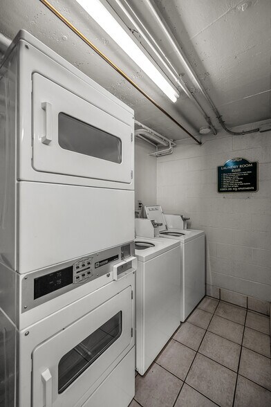 More Photos Of 7605 W Manchester Ave, Playa Del Rey Apartments For Sale