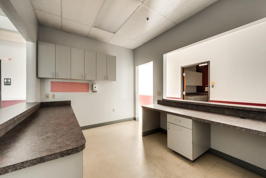 More Photos Of 6801 Rufe Snow Dr, Watauga Unknown For Lease