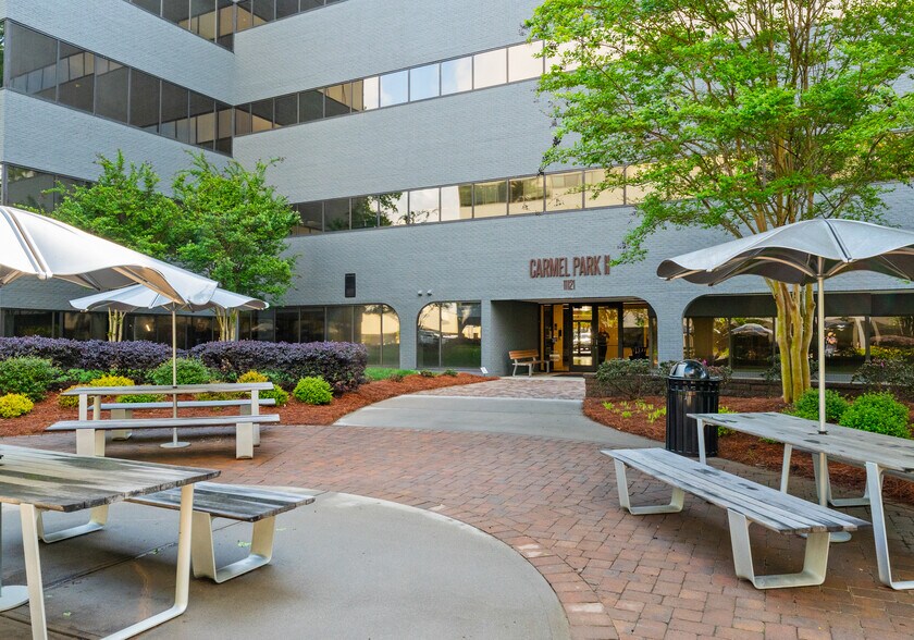 More Photos Of 11111 Carmel Commons Blvd, Charlotte Unknown For Lease
