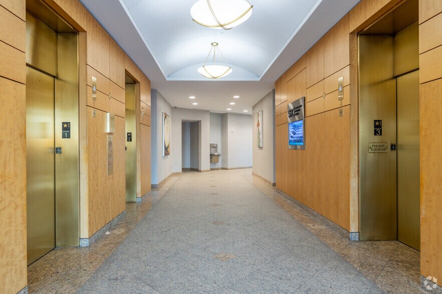 More Photos Of 6 Montgomery Village Ave, Gaithersburg Office For Lease