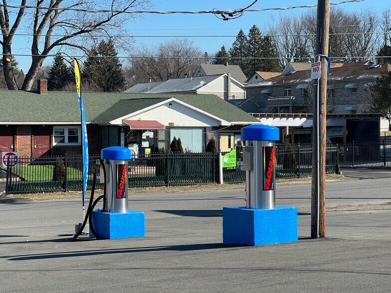 More Photos Of 2125 Washburn St, Scranton Carwash For Sale