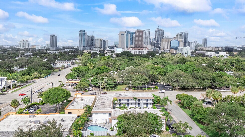 More Photos Of 50 SE 12th St, Fort Lauderdale Apartments For Sale