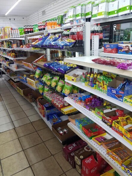 More Photos Of 1301 Griffin St, Houston Convenience Store For Sale