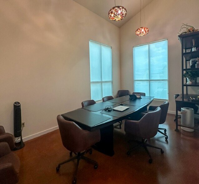 More Photos Of 14603 Huebner Rd, San Antonio Office For Sale