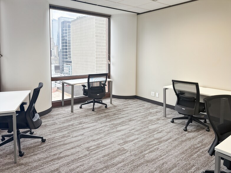 More Photos Of 1415 Louisiana St, Houston Coworking Space