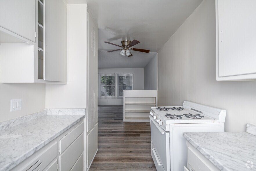 More Photos Of 4839 W Slauson Ave, Los Angeles Apartments For Sale